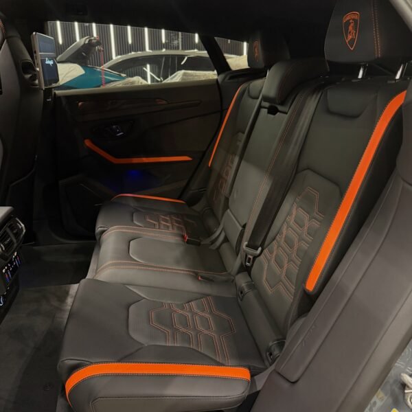 Lamborghini Urus SE 2026 