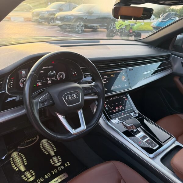 Audi Q8 2021