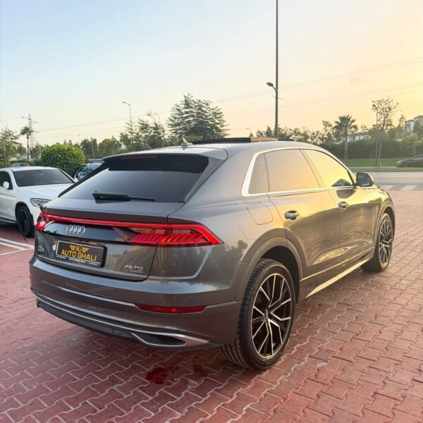 Audi Q8 2021