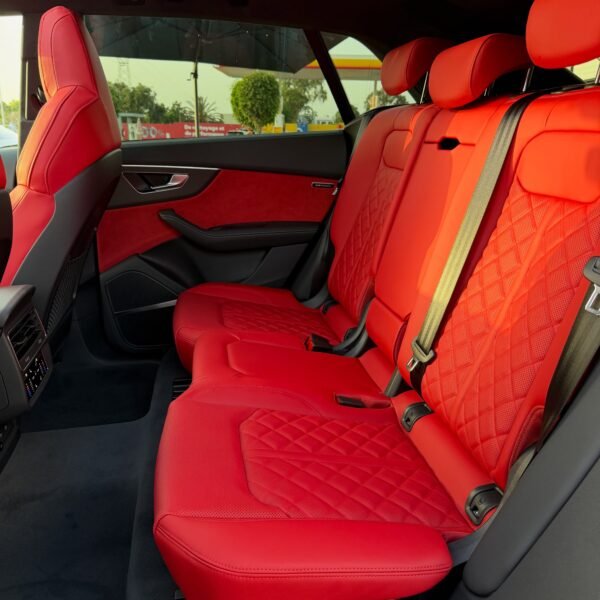 Audi Q8 2026 S line quattro Exclusive